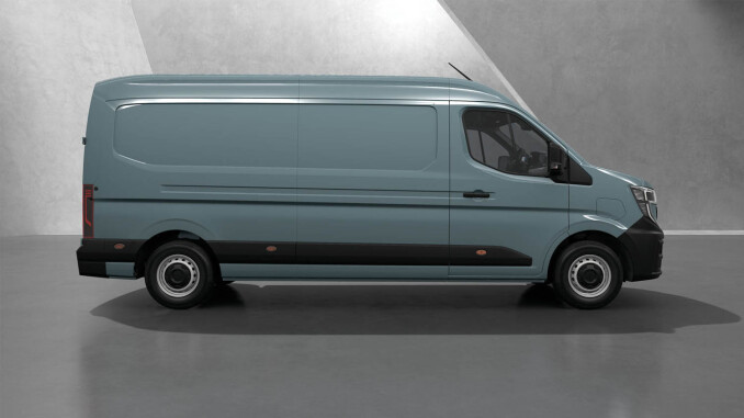 Renault Master Lwb Diesel Fwd LM35 Blue dCi 150 Advance Heavy Duty M/Roof Van - Image 2